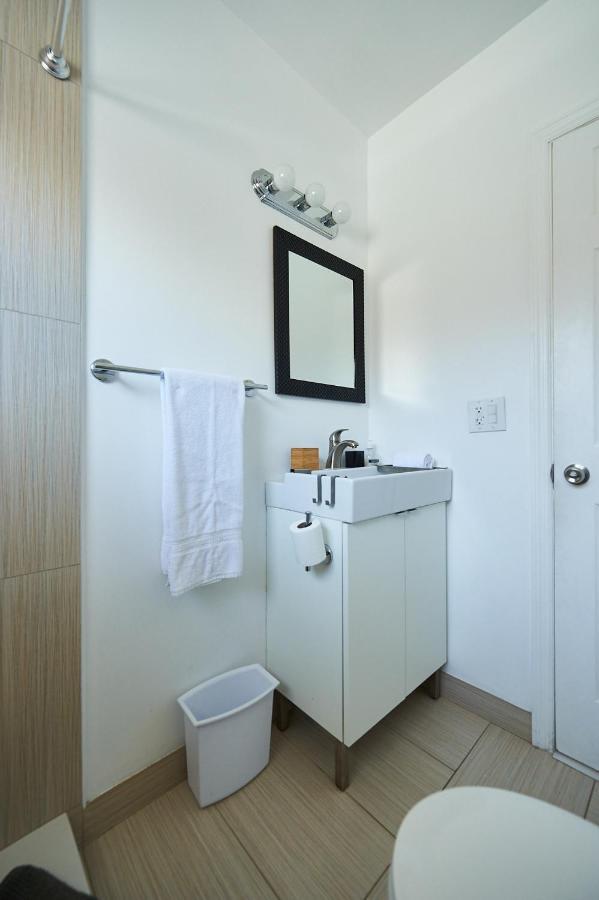 Lambert Family Beach Apartments Fort Lauderdale Eksteriør billede